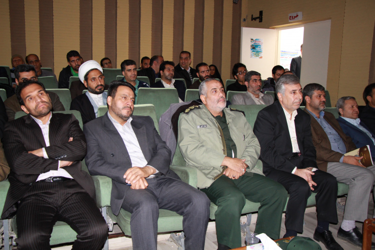 مجمع سالانه پزشکان ، پرستاران، پیراپزشکان و کارمندان بسیج جامعه پزشکی استان مرکزی ، سالن جلسات مرکز بهداشت استان مرکزی، ۶ آذر ماه