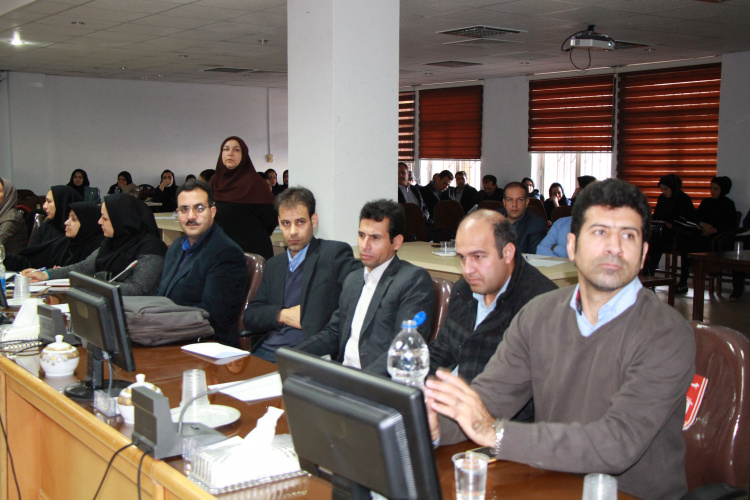 کارگاه مدیریت بلایا در بهداشت محیط ، سالن جلسات مرکز بهداشت استان مرکزی ، ۱۰ آذر ماه