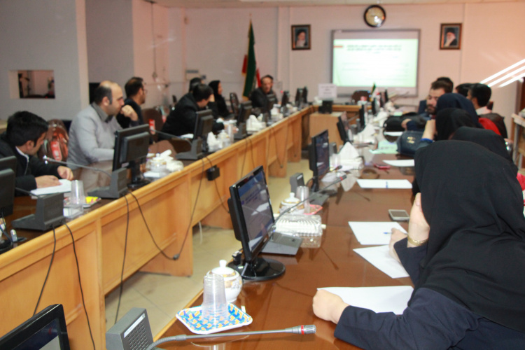 کارگاه زنجیره سرما SOPs، سالن جلسات مرکز بهداشت استان مرکزی، ۲۷ بهمن ماه