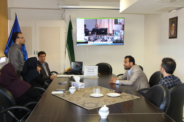 وبینار هم اندیشی فعالیت های سلامت محیط و کار، مرکز بهداشت استان مرکزی، ۲۶ مرداد ماه