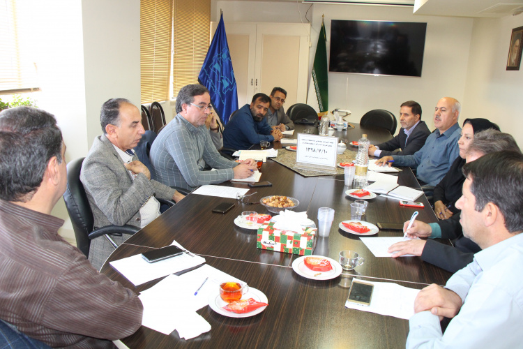 جلسه ایین نامه معاملاتی ۵۵ دانشگاه در جهت تعیین ضریب کا مراکز ارسطو و مهاجران، مرکز بهداشت استان مرکزی، ۱۰ مهر ماه