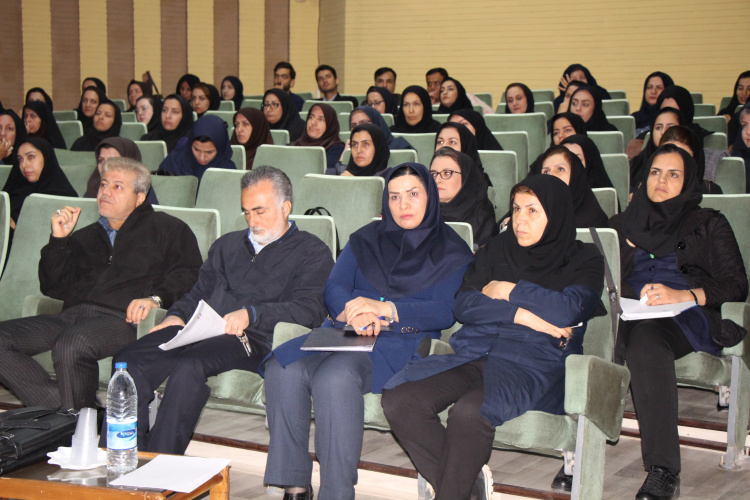 کنفرانس علمی پیشگیری از سوانح و حوادث ، سالن جلسات مرکز بهداشت استان مرکزی، ۱ آبان ماه