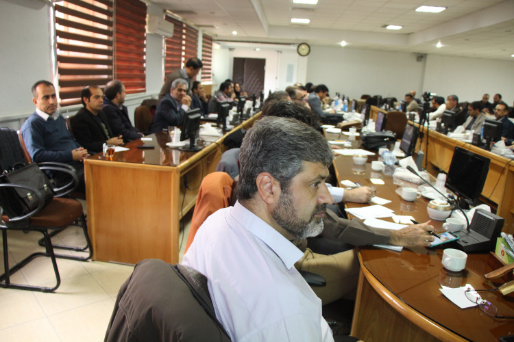 جلسه پایش شاخص های شهرستان ها، سالن جلسات مرکز بهداشت استان مرکزی، ۲۹ آبان ماه