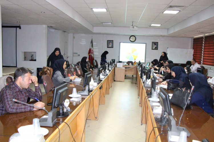 کارگاه تکامل اجتماعی و هیجانی  کودکان ، سالن جلسات مرکز بهداشت استان مرکزی ، ۱۲ آذر ماه