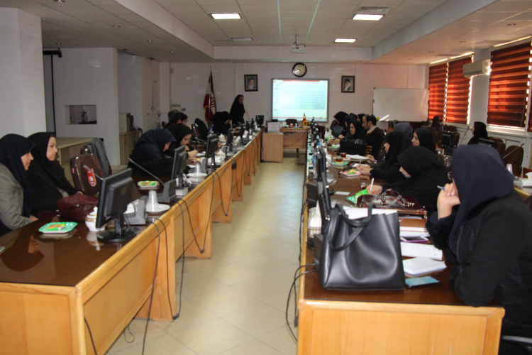 کارگاه خود مراقبتی در بهداشت روان، سالن جلسات مرکز بهداشت استان مرکزی، ۱۹ آذر ماه