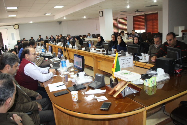 جلسه پایش شاخص های شهرستان ها، سالن جلسات مرکز بهداشت استان مرکزی، ۲۳ آذر ماه