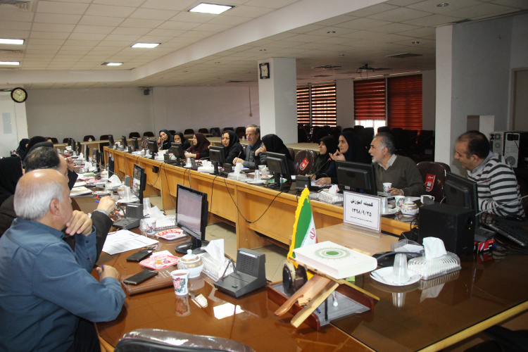 کمیته آموزش، سالن جلسات مرکز بهداشت استان مرکزی ، ۲۵ آذر ماه