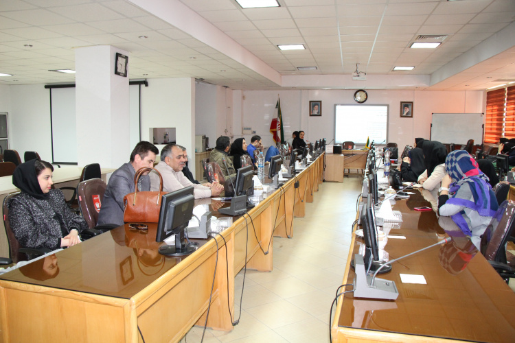 کارگاه اختلالات مصرف مواد و کاهش آسیب ( پزشکان)، سالن جلسات مرکز بهداشت استان مرکزی ، ۱۸ دی ماه