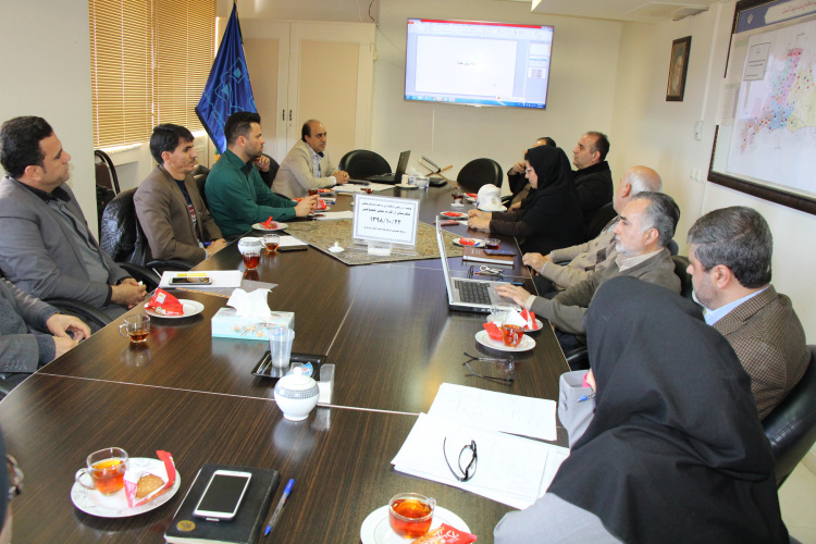 جلسه ارزیابی واگذاری واحد دندانپزشکی شهرستان اراک به بخش خصوصی ، مرکز بهداشت استان مرکزی ، ۲۲ دی ماه