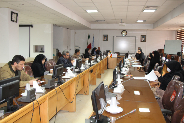 جلسه هماهنگی فعالیت های پیشگیری از بیماری کرونا ویروس در مراکز دانشگاهی ، سالن جلسات مرکز بهداشت استان مرکزی ، ۱۲ اسفند ماه