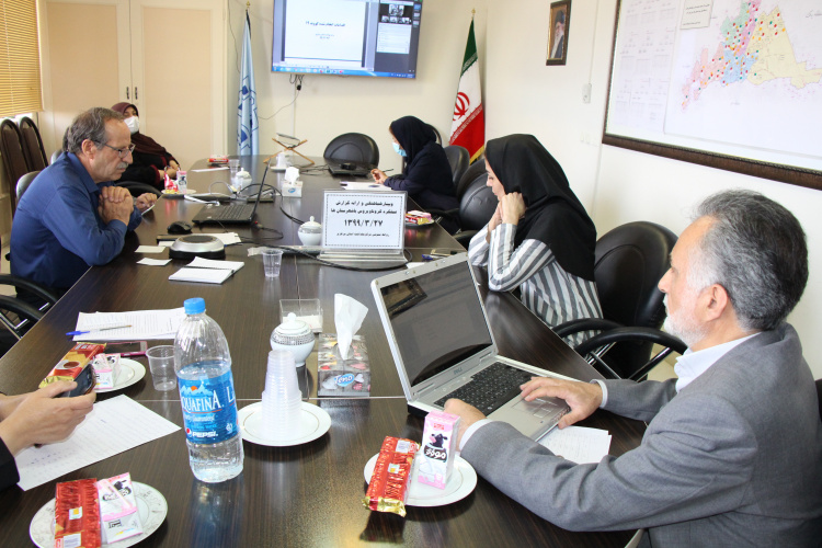 وبینار هماهنگی و ارائه گزارش کرونا ویروس با شهرستان ها، مرکز بهداشت استان مرکزی، ۲۷خرداد ماه