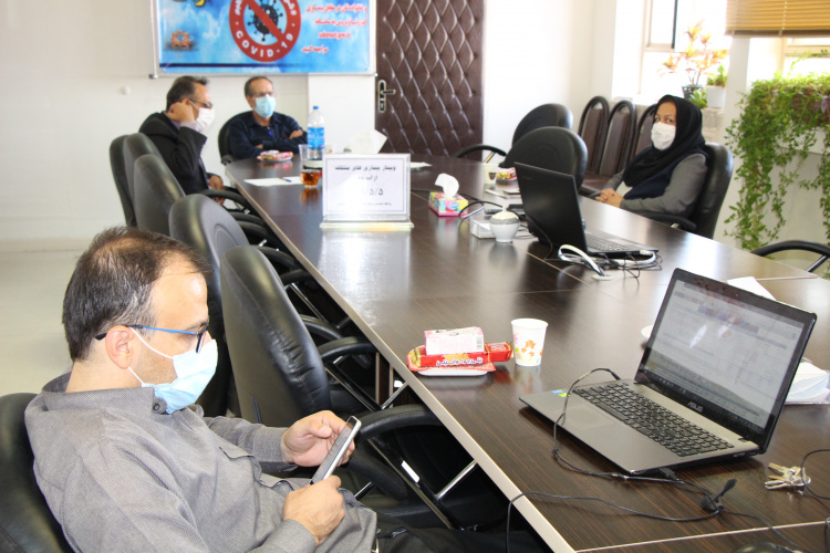 وبینار بیماری های منتقله از آب و غذا ، سالن جلسات مرکز بهداشت استان مرکزی، ۵  مرداد  ماه