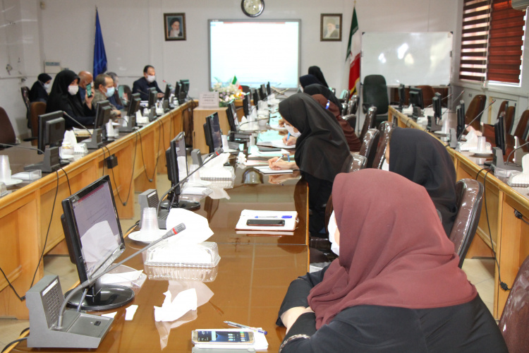 جلسه بررسی تشکیلات ستاد مراکز بهداشت ، سالن جلسات مرکز بهداشت استان مرکزی ، ۱۵ شهریور ماه