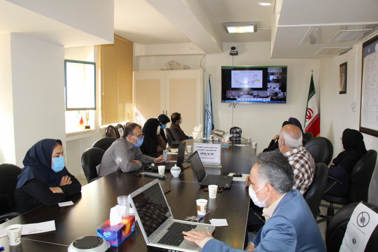 وبینار وزارتی معاونین بهداشت دانشگاه های علوم پزشکی سراسر کشور ، سالن جلسات مرکز بهداشت استان مرکزی،  ۱۲ مهر ماه