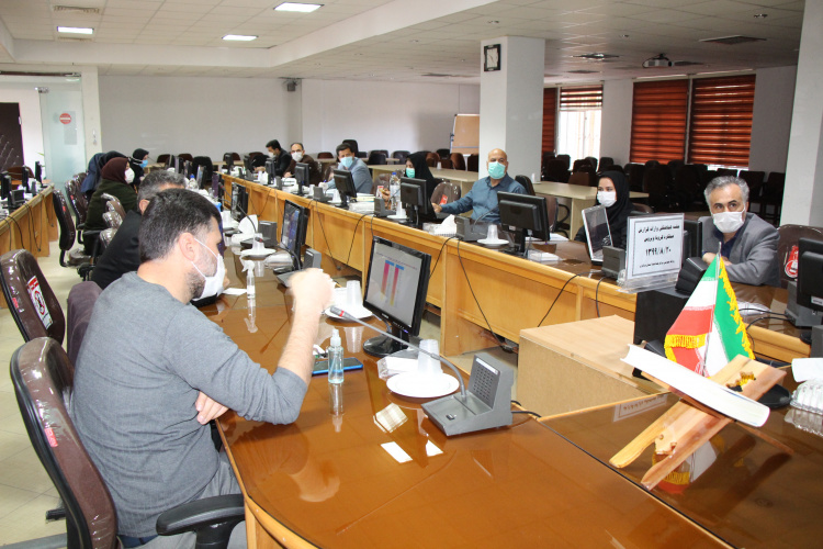 جلسه هماهنگی و ارائه گزارش عملکرد کرونا ویروس، سالن جلسات مرکز بهداشت استان مرکزی، ۲۰ آبان ماه