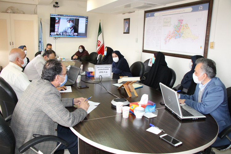 وبینار هماهنگی و ارائه گزارش عملکرد کرونا ویروس شهرستان ها، سالن جلسات مرکز بهداشت استان مرکزی، ۵ آذر ماه
