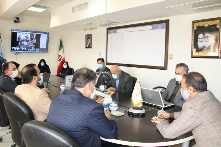 وبینار هماهنگی و ارائه گزارش عملکرد کرونا ویروس(شهرستان ها)، سالن جلسات مرکز بهداشت استان مرکزی، ۲۶ اسفند ماه