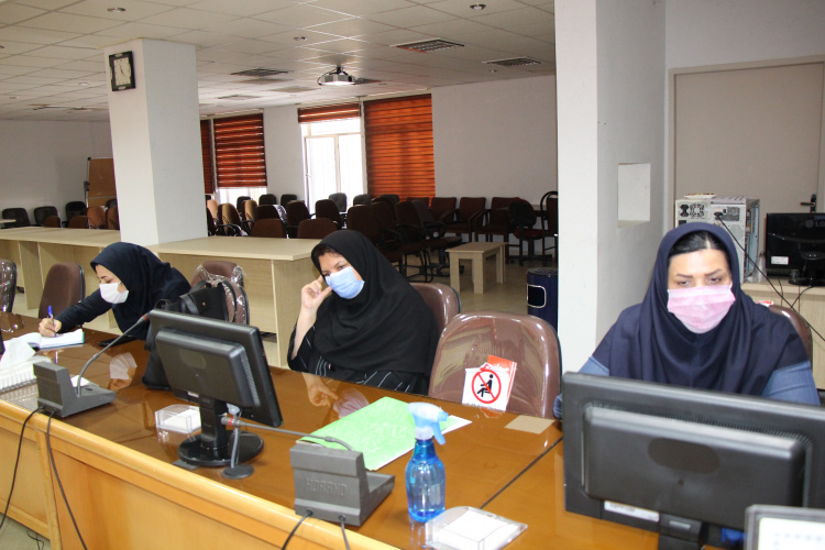 جلسه آموزشی و توجیهی برنامه پیشگیری و تشخیص سرطان روده بزرگ، سالن جلسات مرکز بهداشت استان مرکزی، ۳۱ فروردین ماه