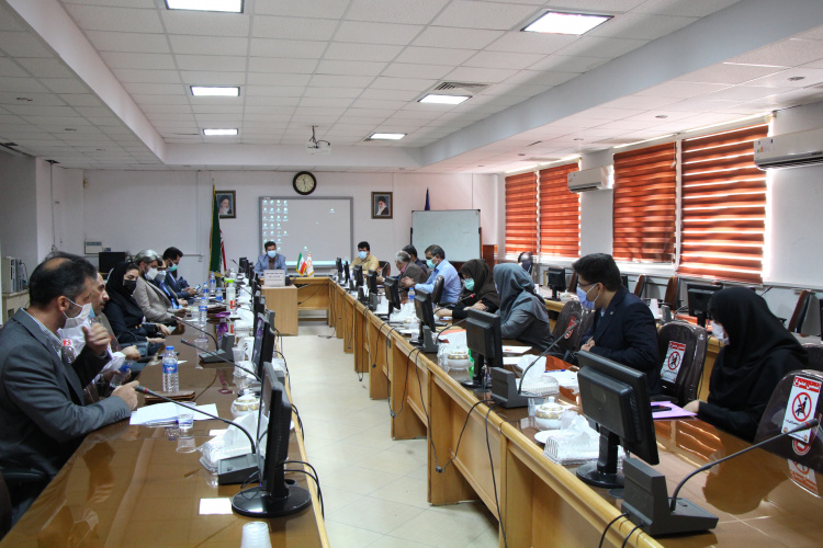 کمیته پسماند عفونی استان، سالن جلسات مرکز بهداشت استان مرکزی، ۲۴ شهریور ماه