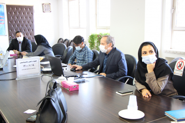 کمیته داخلی واکسیناسیون، سالن جلسات مرکز بهداشت استان مرکزی، ۱۸ مهر ماه
