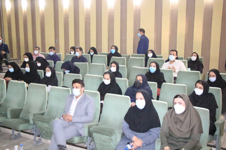 برگزاری دوره آموزشی آشنایی با گاز سولفید هیدروژن و مدیریت مصدومین ناشی از آن، سالن جلسات مرکز بهداشت استان مرکزی، دوم خرداد ماه