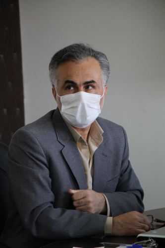 پیگیری مکاتبات و درخواست های مردمی استان از سوی دستگاه های دولتی در میز خدمت