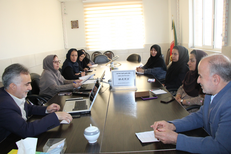 کمیته بهداشت ذیل قرارگاه جوانی جمعیت