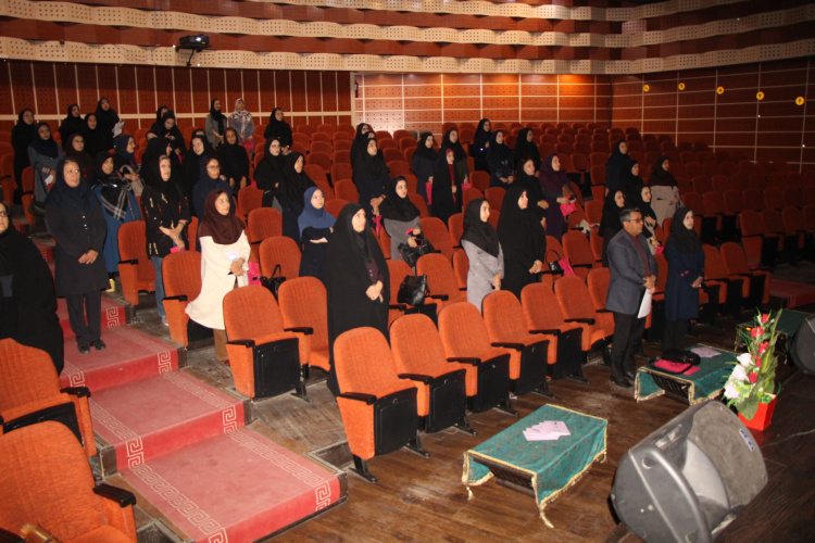 همایش بزرگ خودمراقبتی سازمانی با محوریت "برنامه ملی سلامت خانواده و نظام ارجاع ، پیشگیری وتشخیص زودرس سرطان و مهار پوکی استخوان "