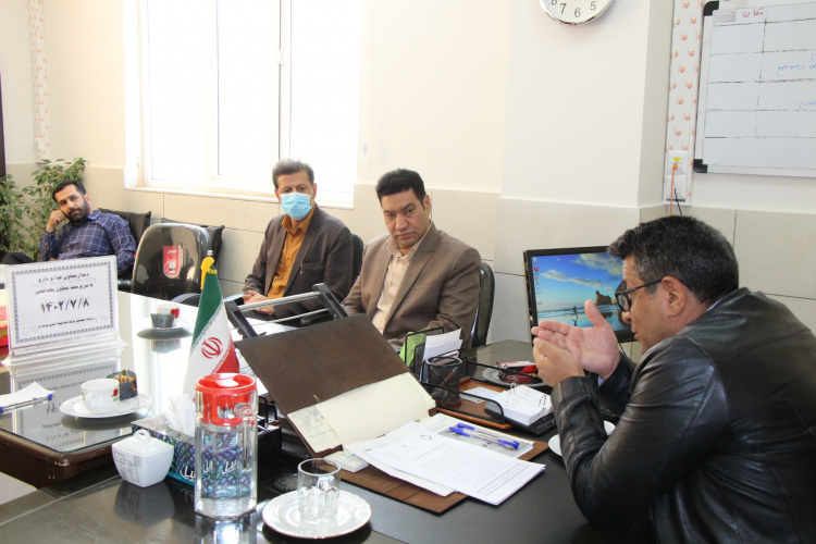 اهمیت تعامل معاونت های غذا و دارو و بهداشت در ارتقاء سلامت استان