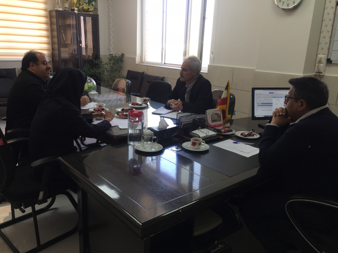 جلسه نشست هم اندیشی سرپرست معاونت بهداشتی با رئیس اداره سلامت و بهداشت کمیته امداد برگزار شد.