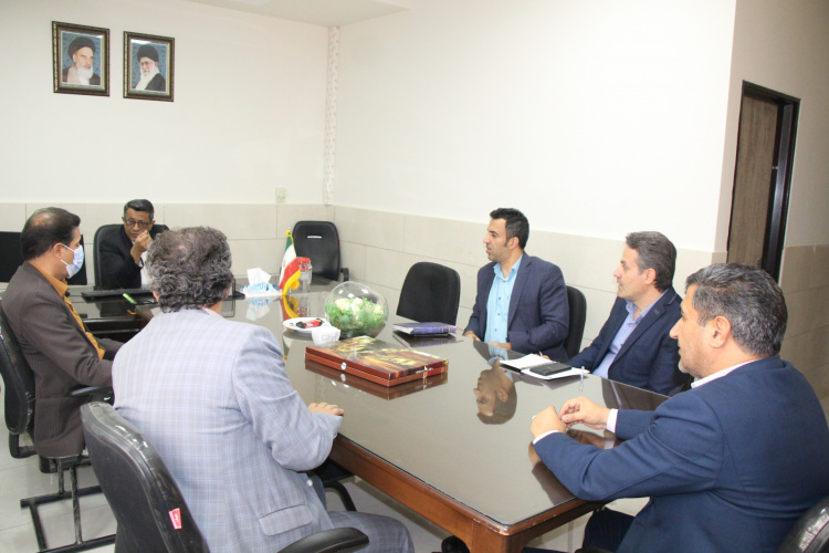 نشست سرپرست معاونت بهداشتی با مدیریت منابع، سالن جلسات مرکز بهداشت استان مرکزی، ۲۴ آبان ماه