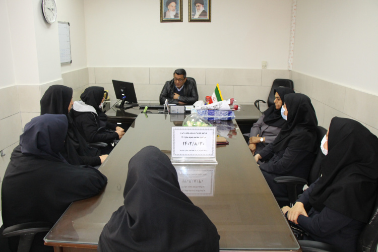 تجلیل از بهورزان، مربیان و مراقبین سلامت نمونه