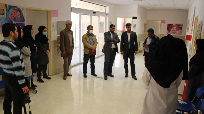 بازدید معاون بهداشتی به همراه معاون اجرایی مرکز بهداشت استان مرکزی از پایگاه سلامت شهدای محلات