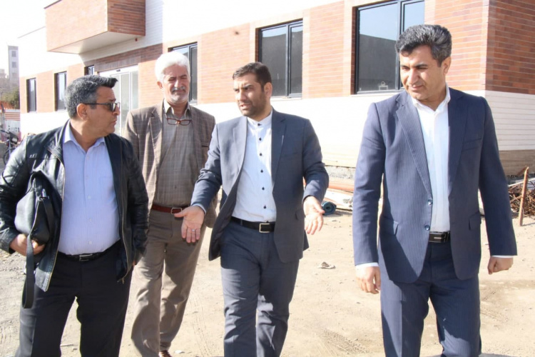 بازدید معاون بهداشتی از  پایگاه سلامت و مرکز خدمات جامع سلامت امین شهرستان محلات