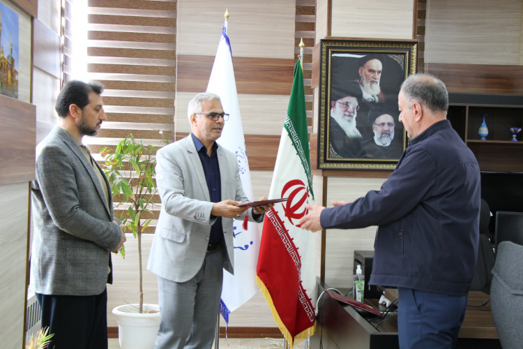 مراسم تکریم و معارفه سرپرست شبکه بهداشت و درمان آشتیان