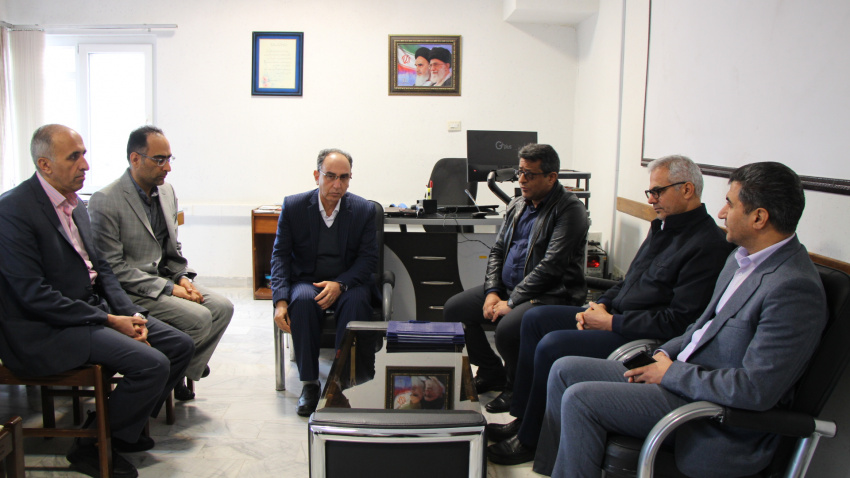 تقدیر معاون بهداشتی از پرسنل مرکز بهداشت شهرستان اراک