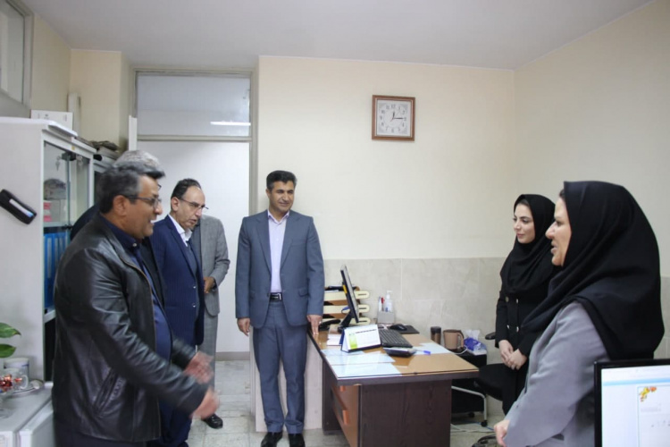بازدید نوروزی معاون بهداشتی دانشگاه علوم پزشکی اراک از مرکز بهداشت شهرستان اراک