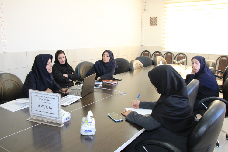 وبینار آموزشی اهمیت تحرک بدنی در بیماری های غیر واگیر برگزار شد