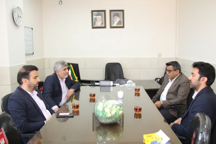 نشست معاون بهداشتی دانشگاه با معاون بهداشت و درمان سپاه روح ا... استان در خصوص ارتقا تعاملات حوزه سلامت استان