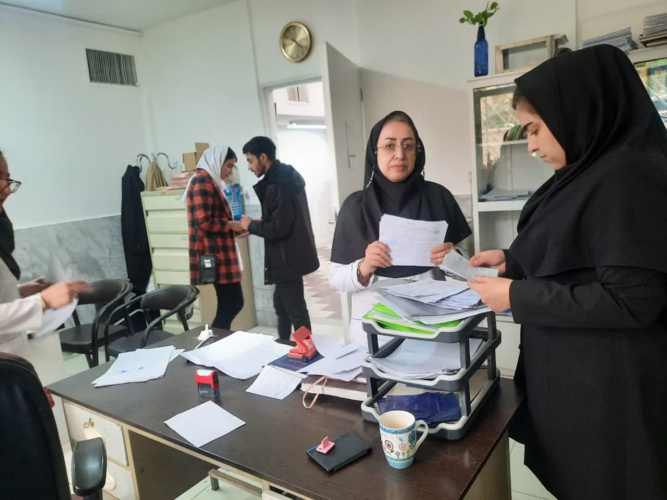 بازدید کارشناسان سلامت نوجوانان، جوانان و مدارس از مرکز پیش از ازدواج