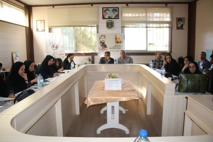 پایش و تحلیل عملکرد شبکه بهداشت و درمان تفرش توسط تیم ستادی معاونت بهداشتی استان