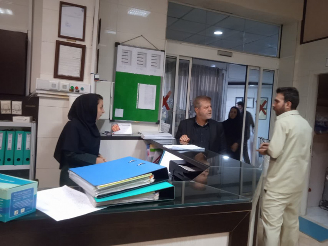 بازدید معاون بهداشت دانشگاه علوم پزشکی اراک از درمانگاه تخصصی داخلی حامی